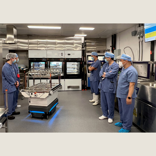 Automated Robotic System for Instruments Reprocessing